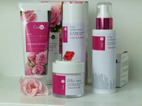 化妝品批發(fā)生意全解析 利潤(rùn)空間、代理選擇與創(chuàng)業(yè)指南